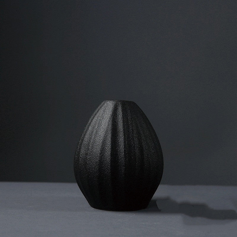 Creative Onyx Noir Ceramic Vases