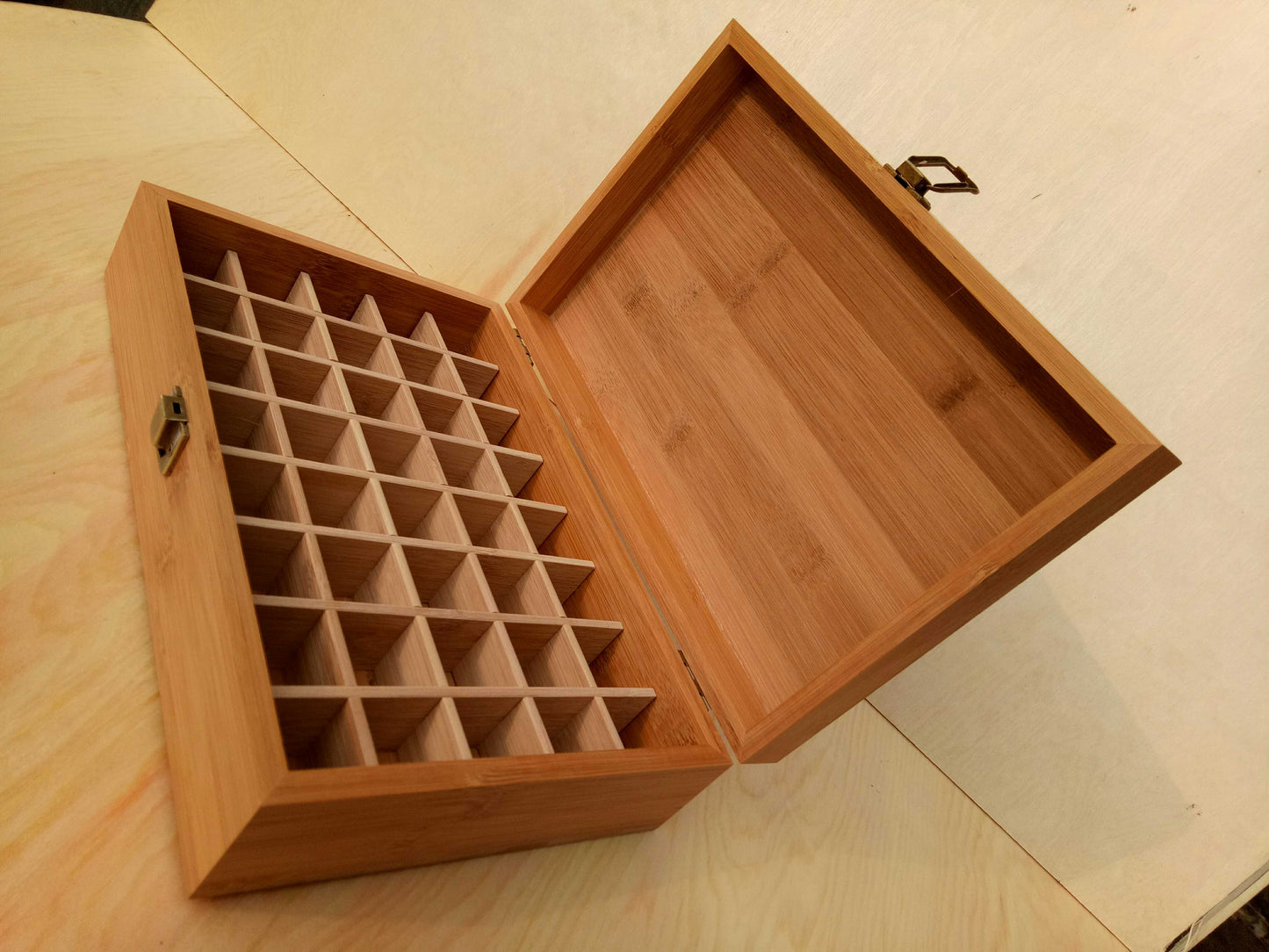 Natural Bamboo Wood Essential Oil Storage Box