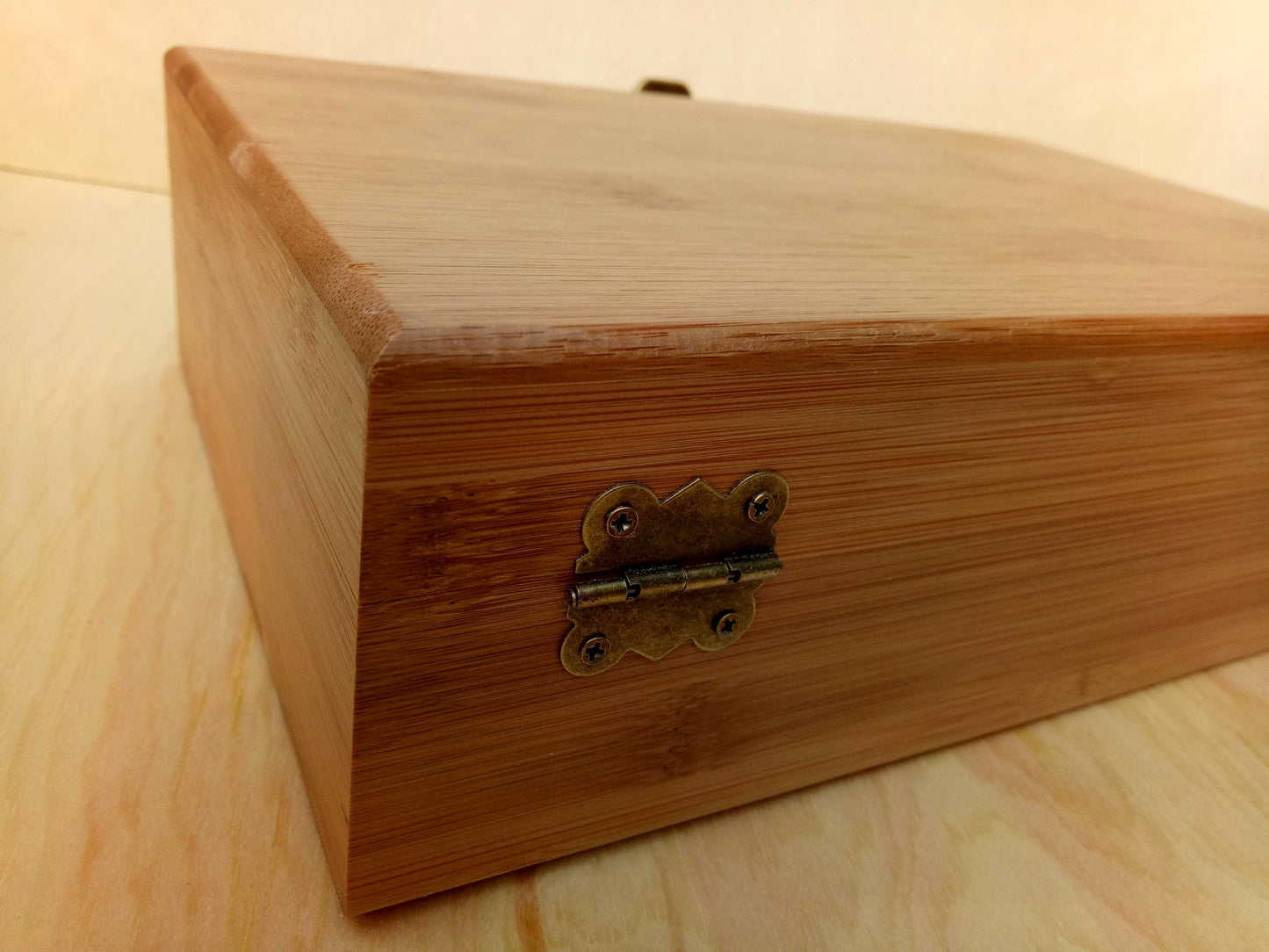 Natural Bamboo Wood Essential Oil Storage Box