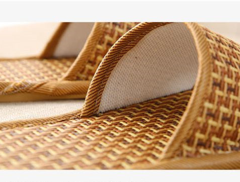 Hand Woven Rattan Unisex Slippers